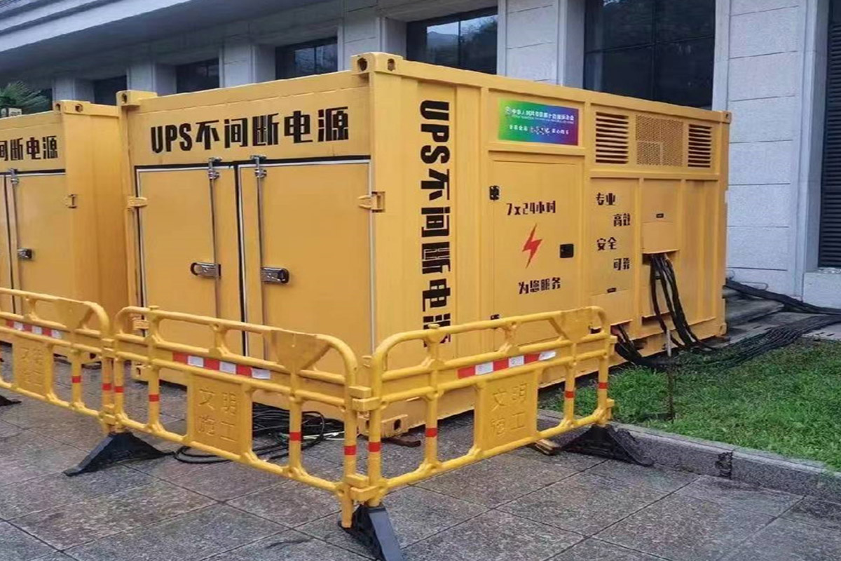 黄梅发电机租赁施工现场